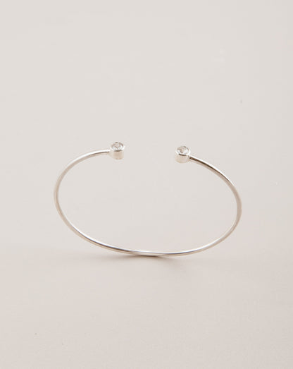 Brazalete De Plata Abierto Con Dos Circones - Gemelos