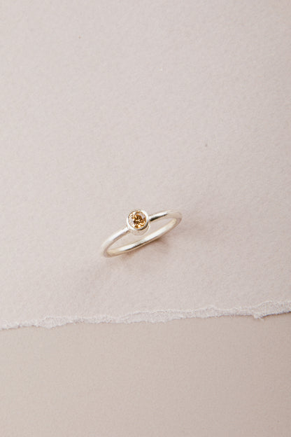 Anillo De Plata Con Punto De Luz