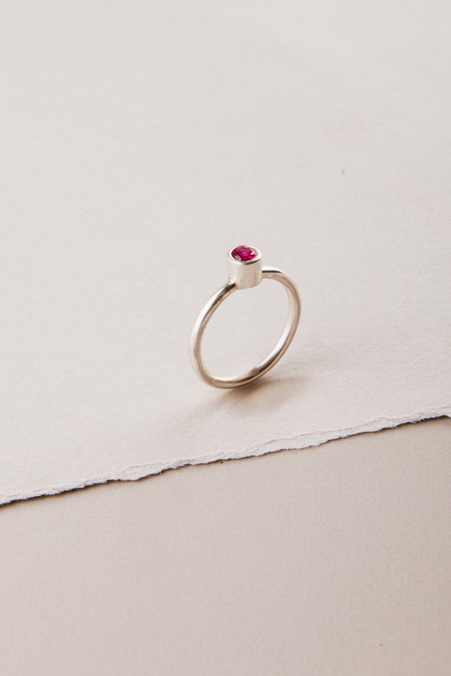 Anillo De Plata Con Punto De Luz