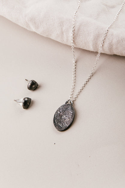 Collar De Plata Reticulada Oxidado Con Circón - Rita