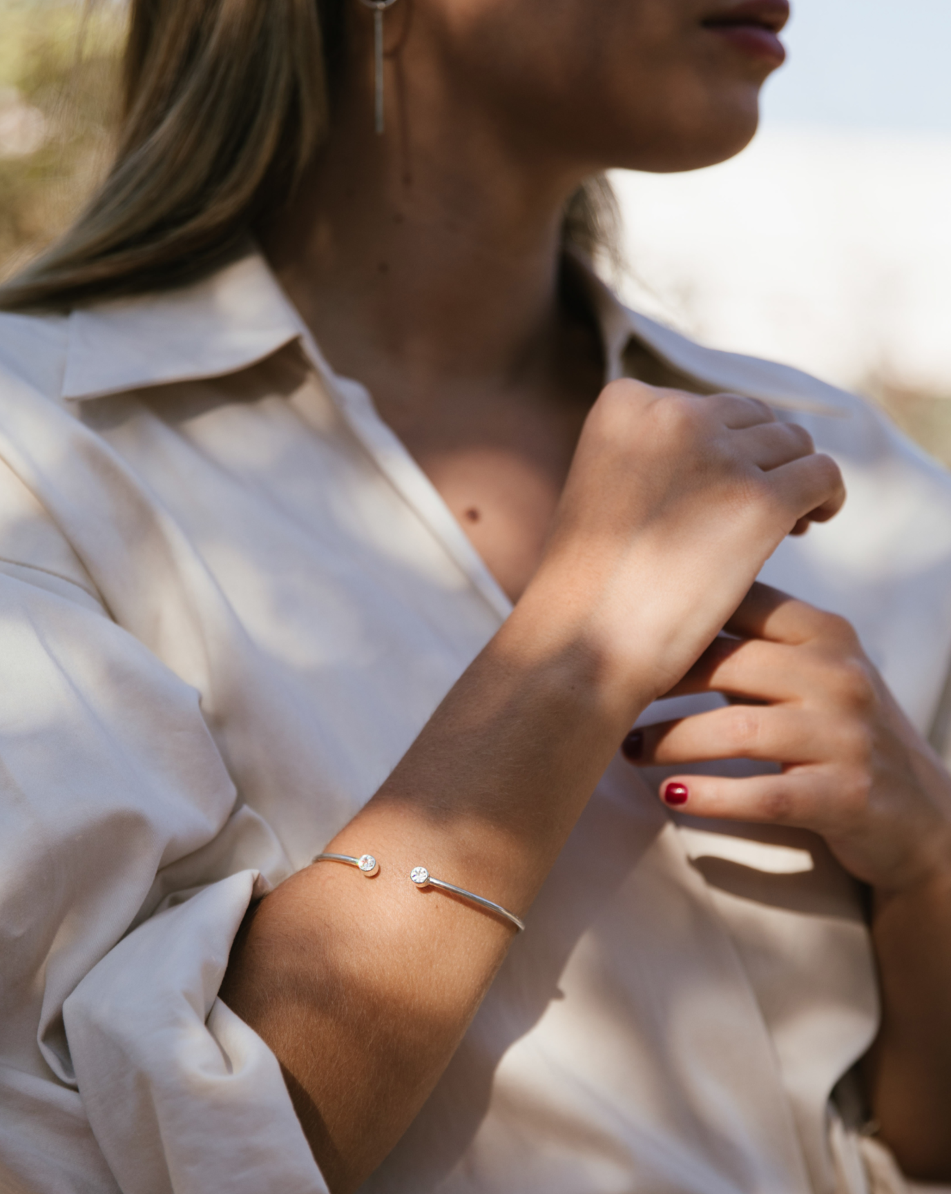 Brazalete De Plata Abierto Con Dos Circones - Gemelos