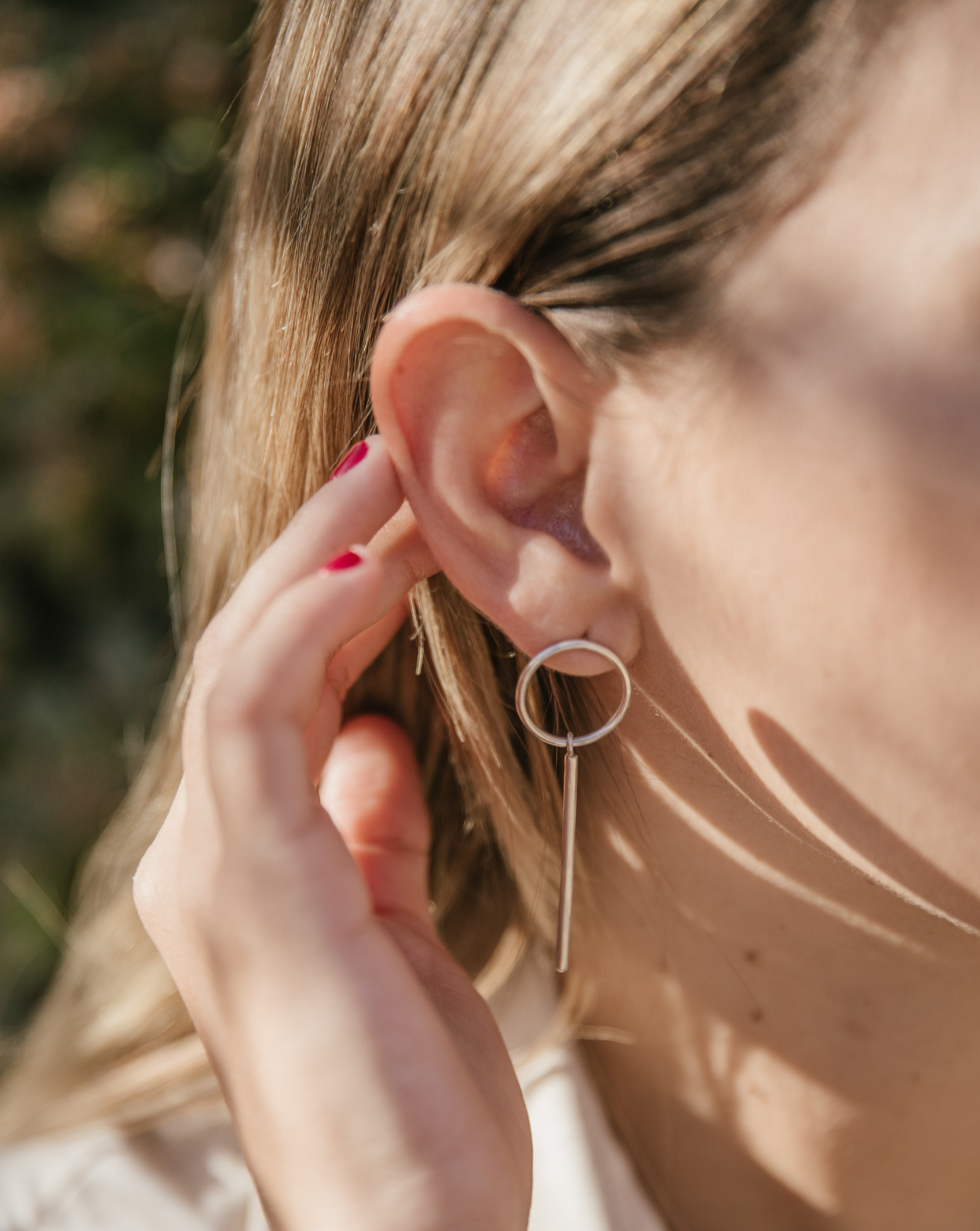 Aros De Plata Con Argolla Y Colgante Alargado - Nina