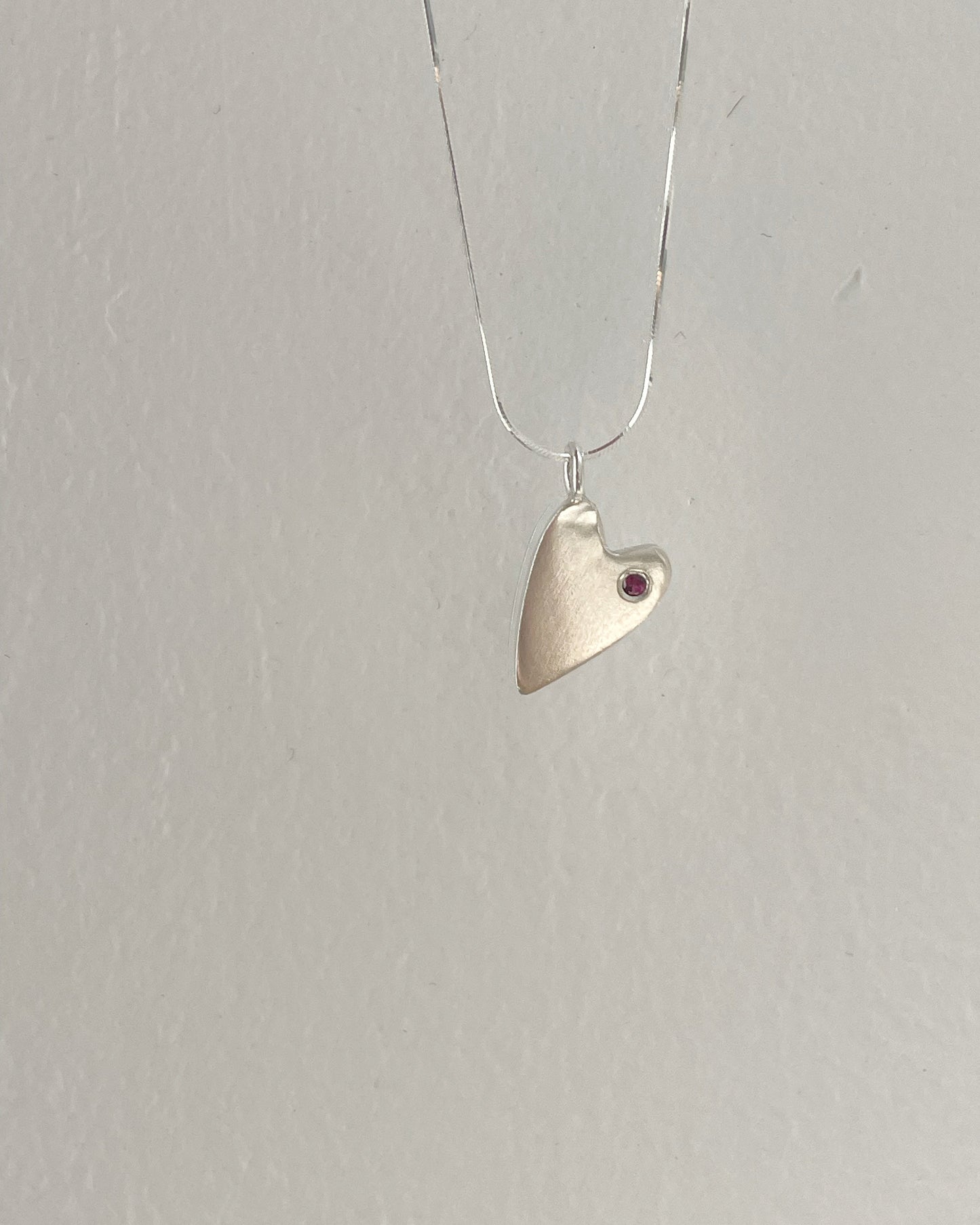 Collar Corazón Rubí - AMOUR