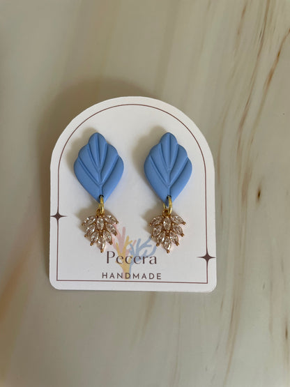 Aros Élodie Brillos