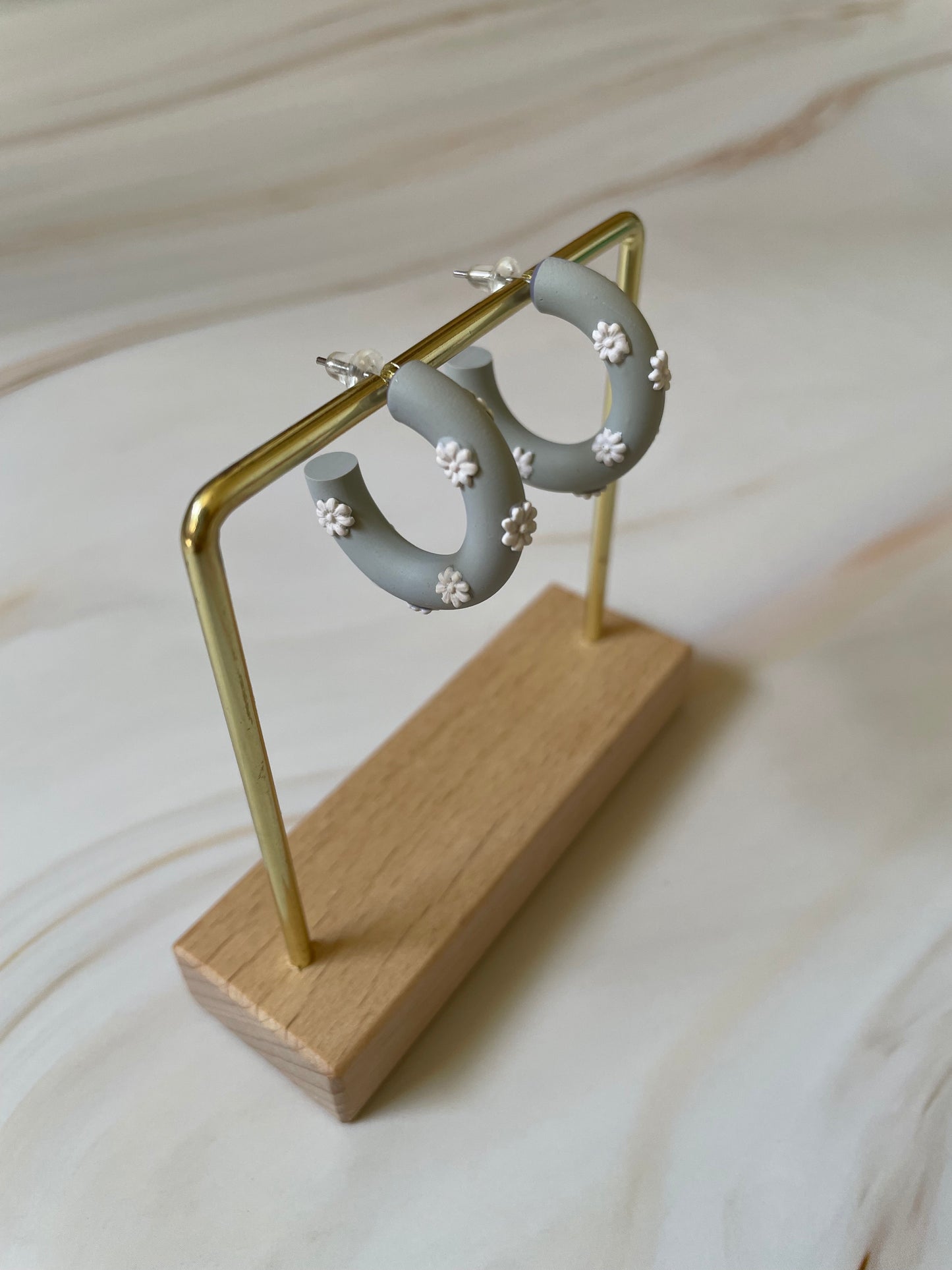 Aros Argollas Margot Grandes con Flores