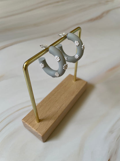 Aros Argollas Margot Grandes con Flores