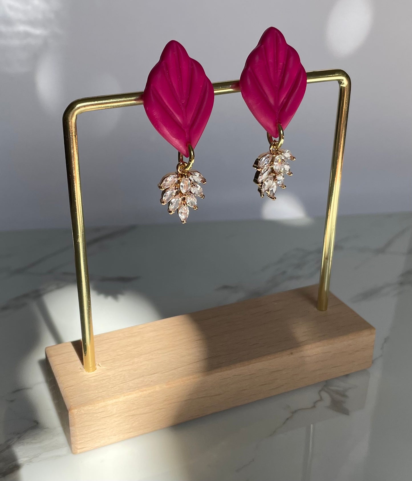 Aros Élodie Brillos