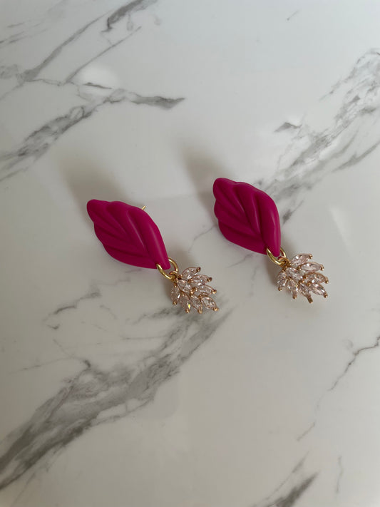 Aros Élodie Brillos