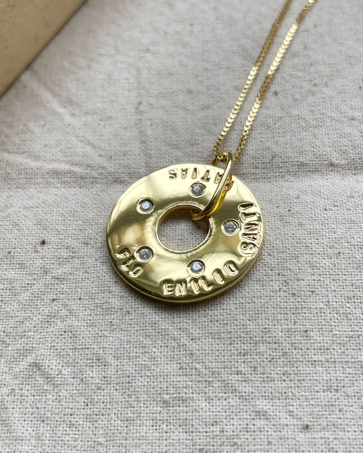 Collar De Plata Enchapado en Oro Personalizable y Circón - Leonor