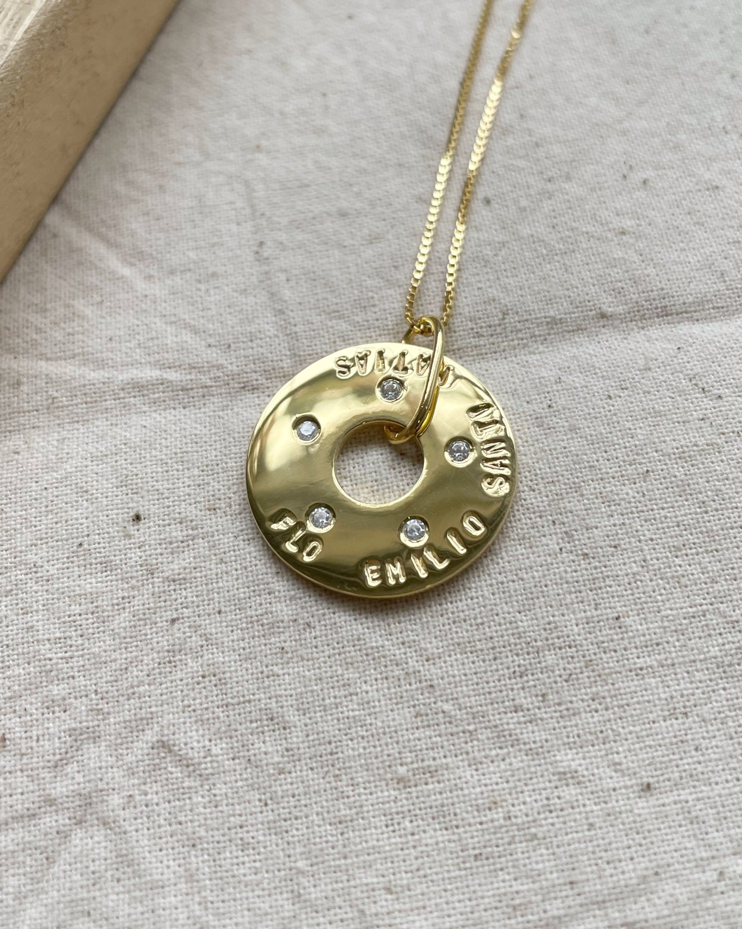 Collar De Plata Enchapado en Oro Personalizable y Circón - Leonor