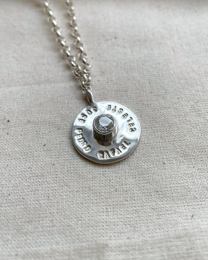 Collar de Plata con Piedra Central