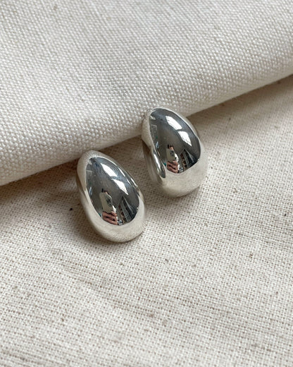 Aros De Plata Con Forma De Gota Pequeños - Frida