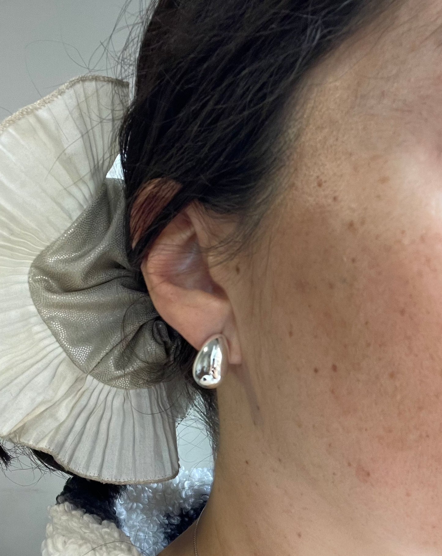 Aros De Plata Con Forma De Gota Pequeños - Frida