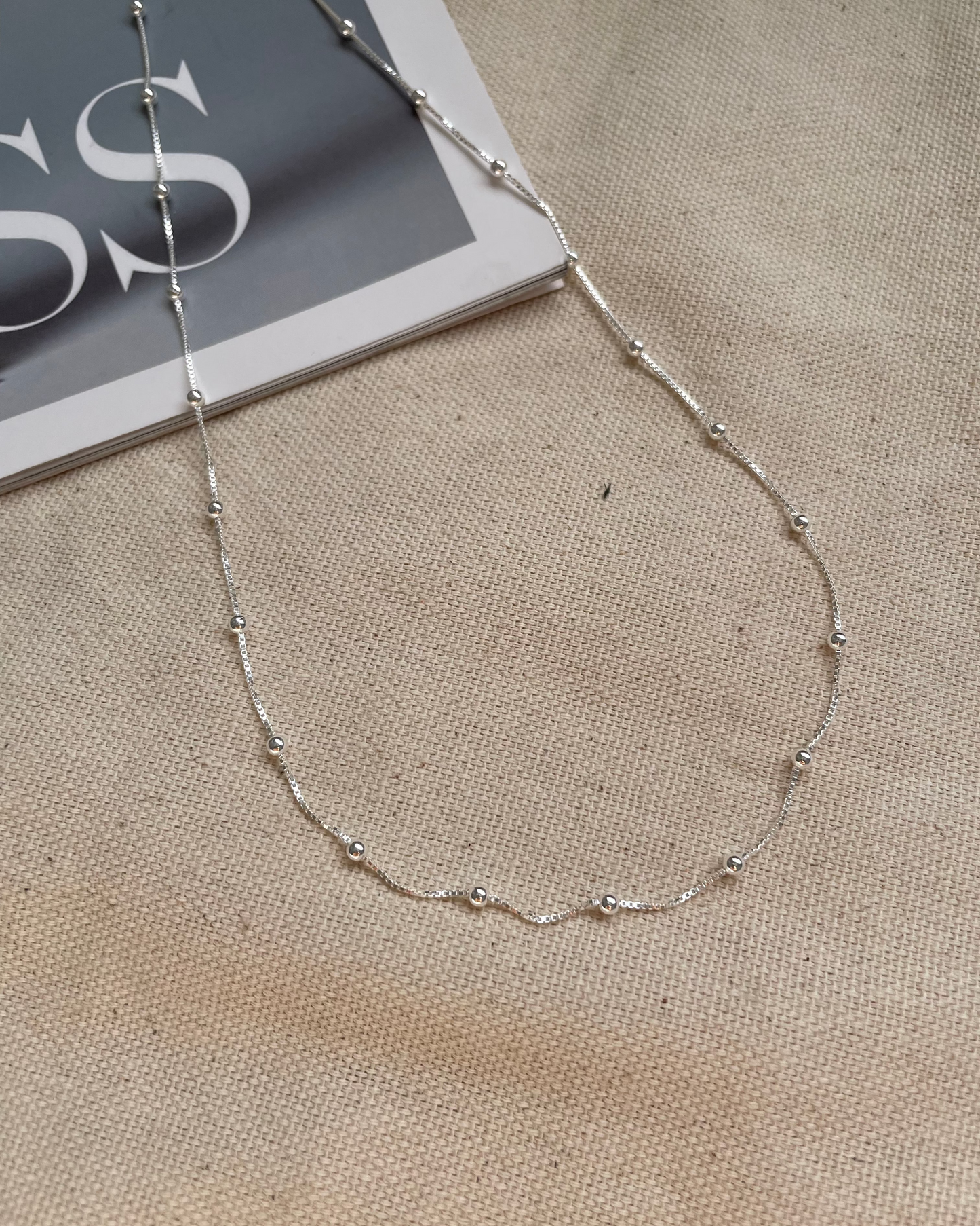 Cadena Elena con bolitas