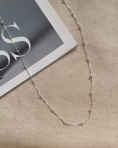 Cadena Elena con bolitas