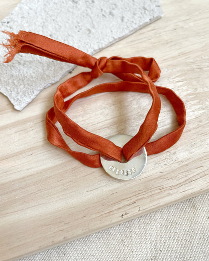 Pulsera personalizada con 3 cintas - Delfina